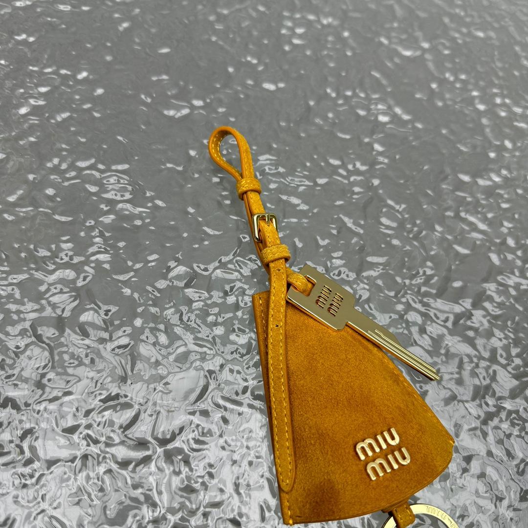 Miu Miu Logo-lettering Leather Trick - PerfectKickZ
