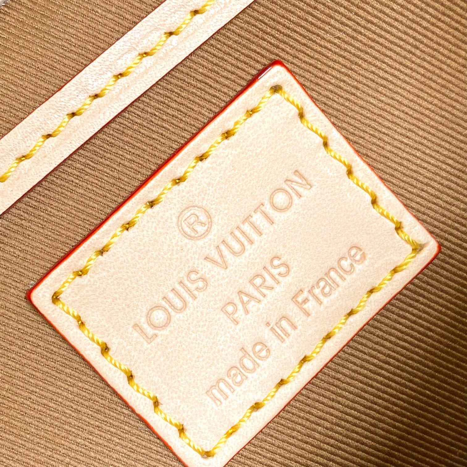 Louis Vuitton Montsouris MM  M11197 - PerfectKickZ