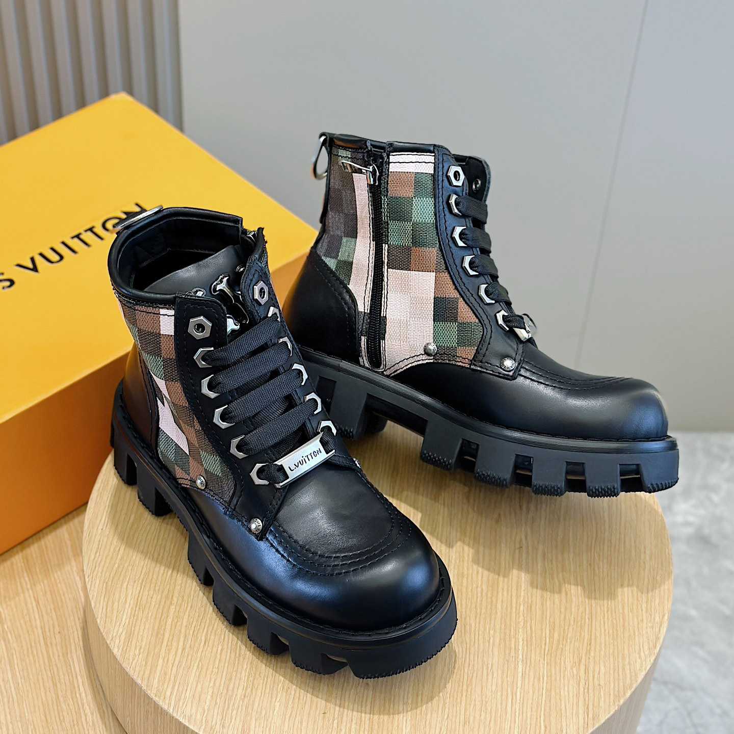 Louis Vuitton LV Checker Combat Boot   1ACNEX - PerfectKickZ