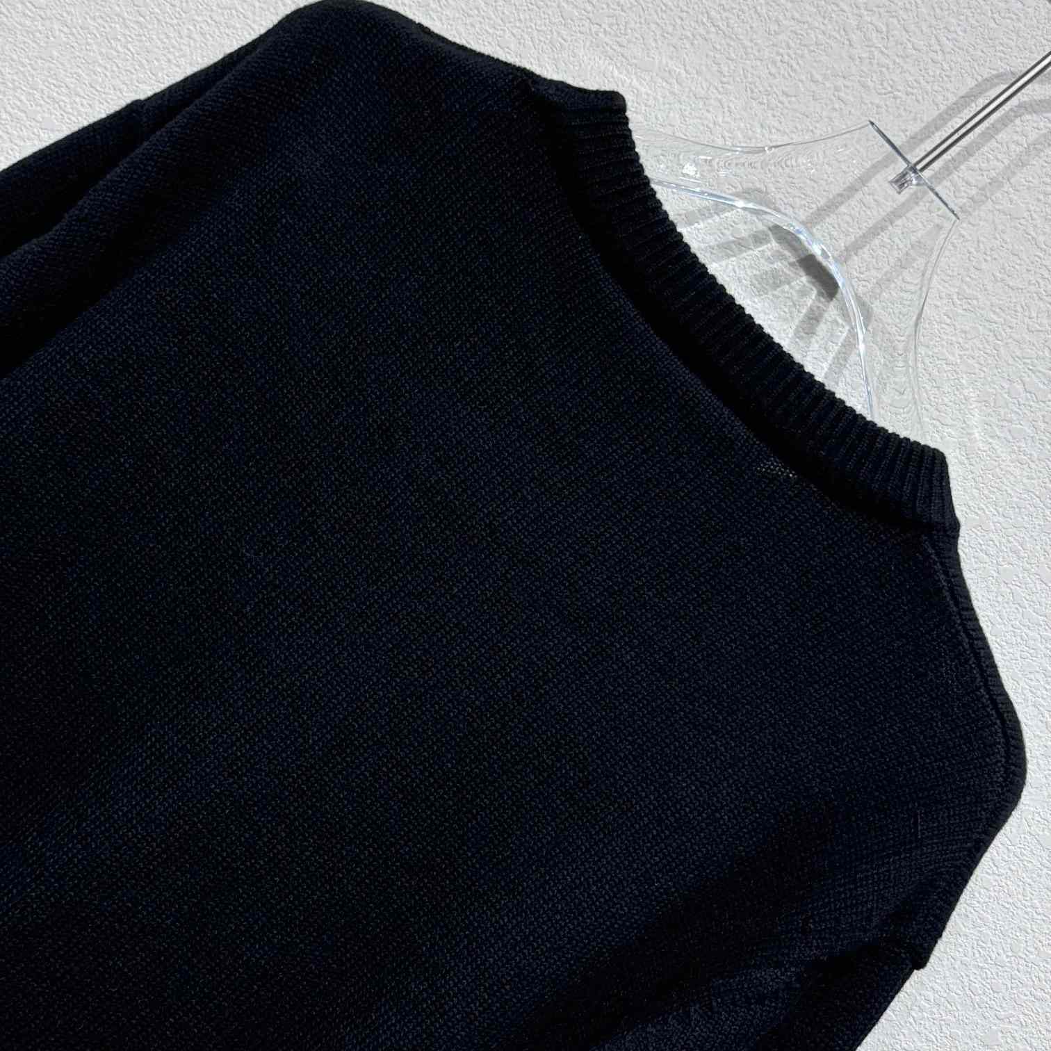 Givenchy 4G Logo Sweater - PerfectKickZ