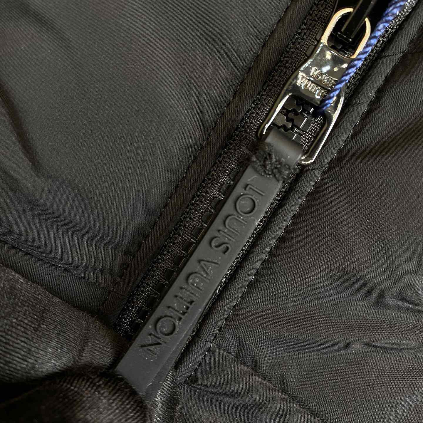 Louis Vuitton Down Blouson   1AFA37 - PerfectKickZ