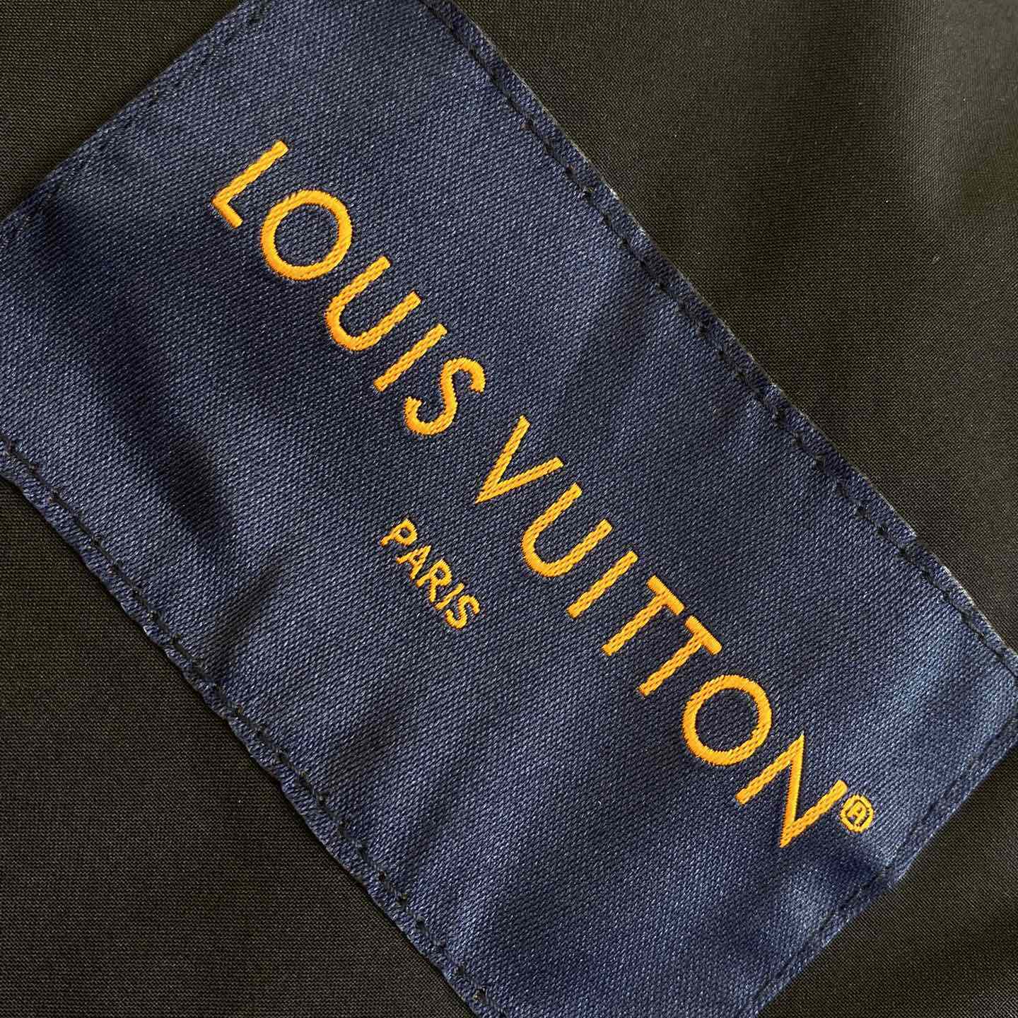 Louis Vuitton Down Blouson   1AFA37 - PerfectKickZ