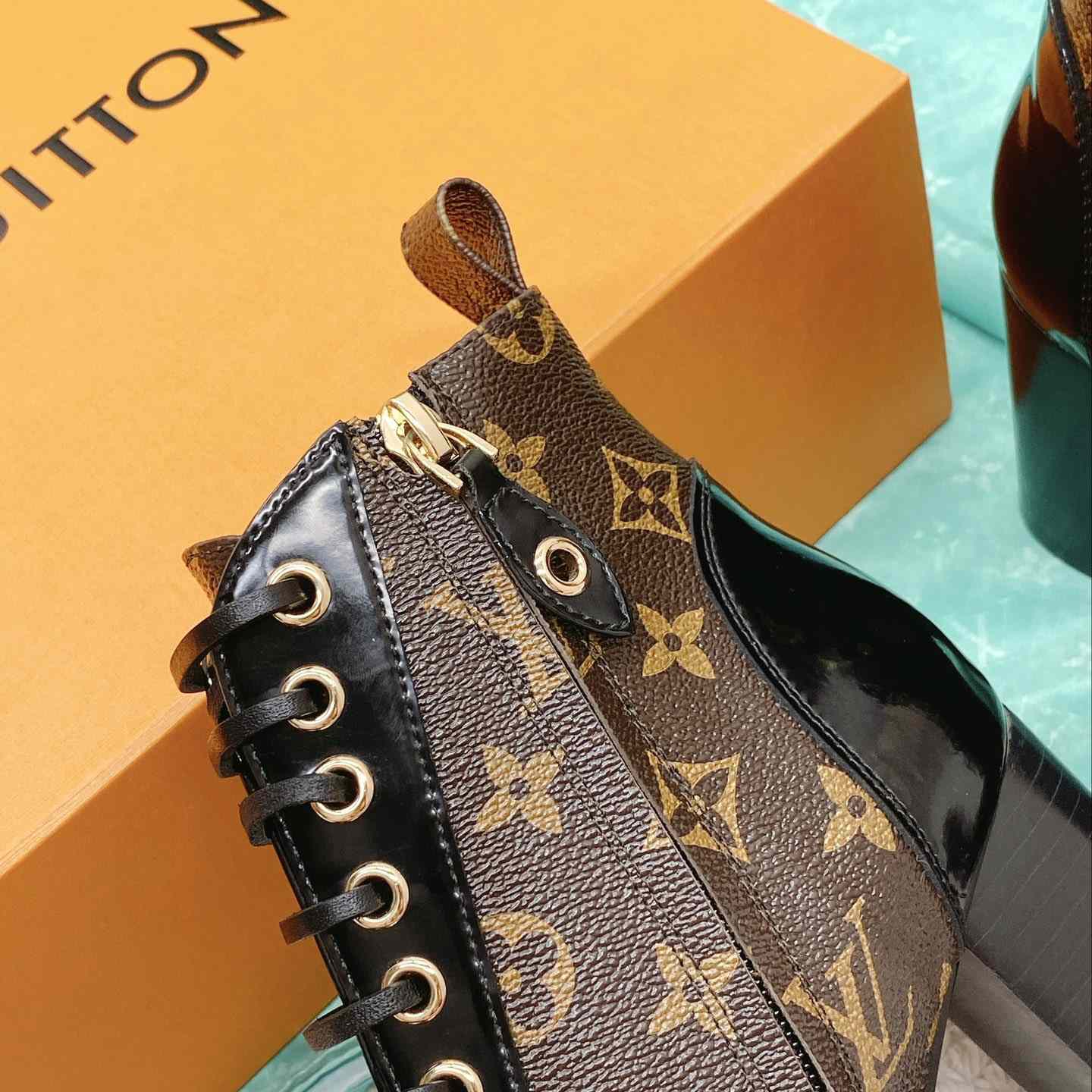 Louis Vuitton Star Trail Ankle Boot   1 A2Y7X - PerfectKickZ