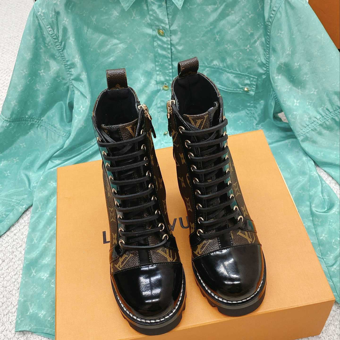 Louis Vuitton Star Trail Ankle Boot   1 A2Y7X - PerfectKickZ