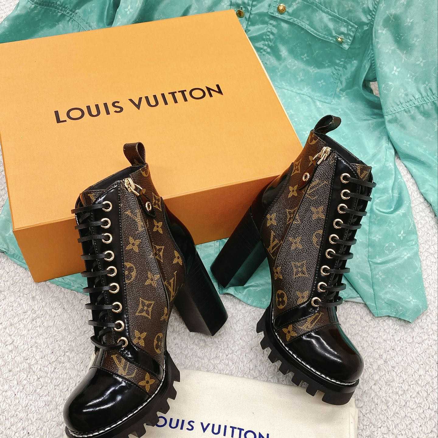 Louis Vuitton Star Trail Ankle Boot   1 A2Y7X - PerfectKickZ