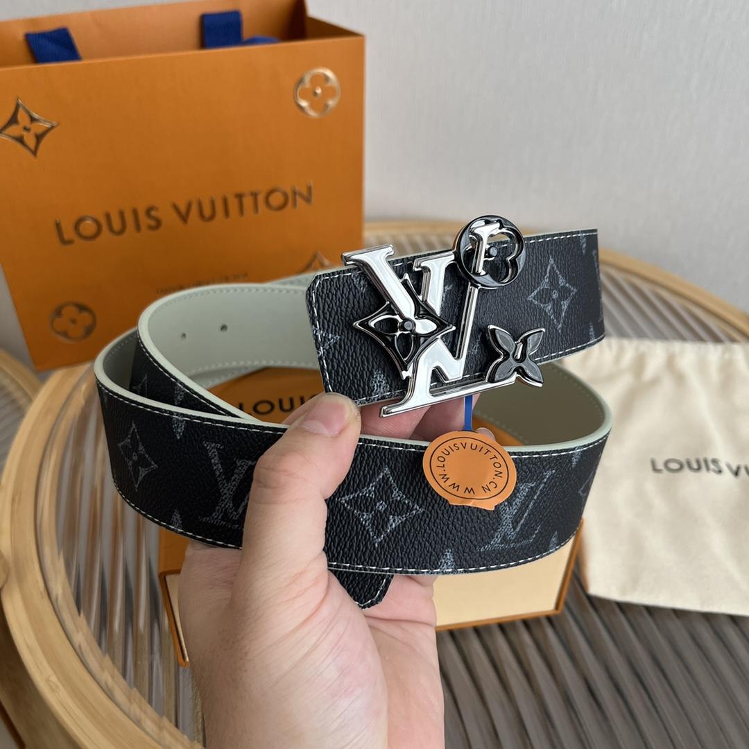 Louis Vuitton LV Initiales 40mm Reversible Belt - PerfectKickZ