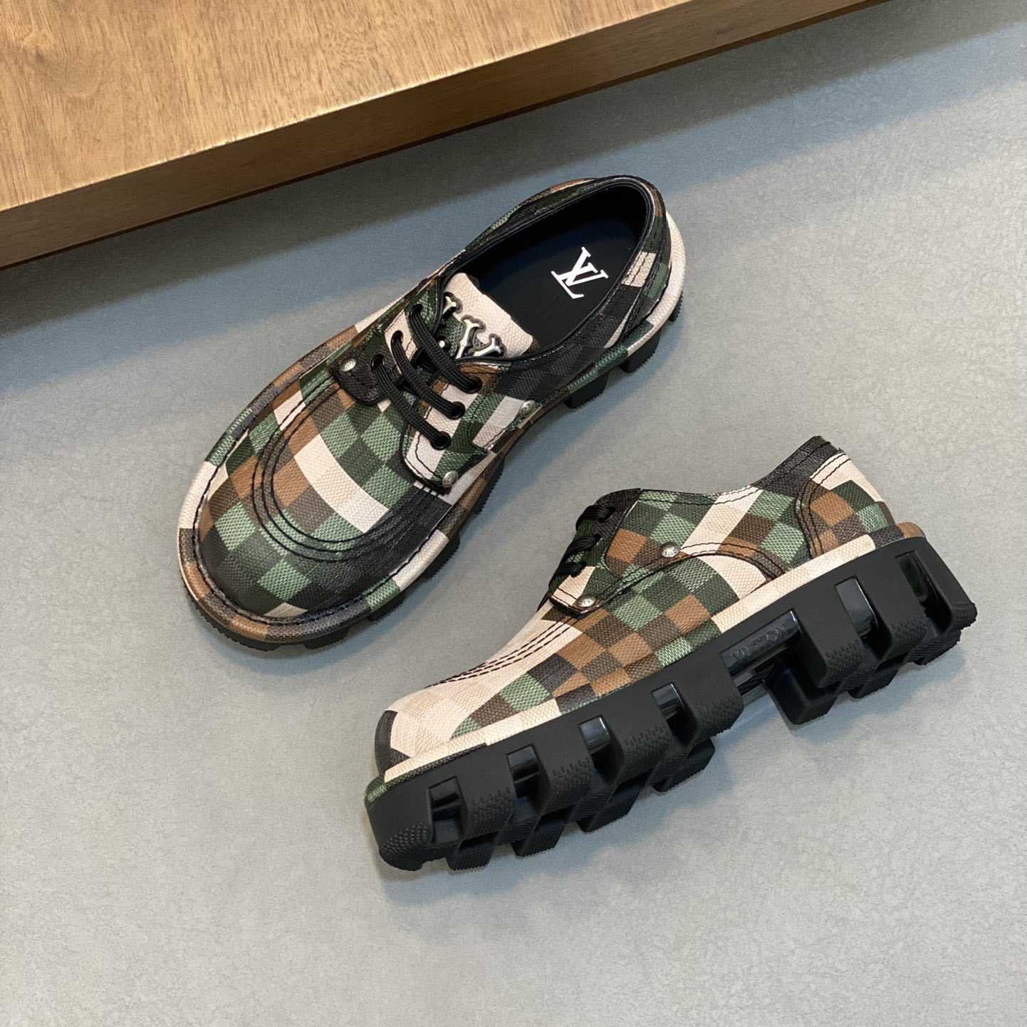 Louis Vuitton LV Checker Derby  1ACNFE - PerfectKickZ