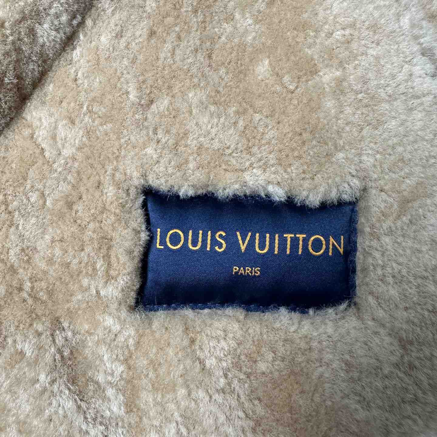 Louis Vuitton Shearling Bombardier   1AFIMP - PerfectKickZ