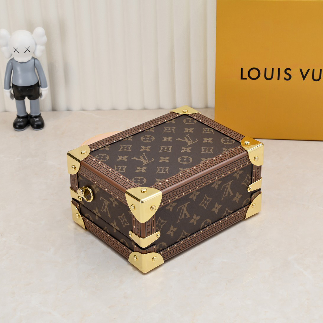 Louis Vuitton Monogram Petite Valise (22.5 x 16x 11cm)   M45675 - 