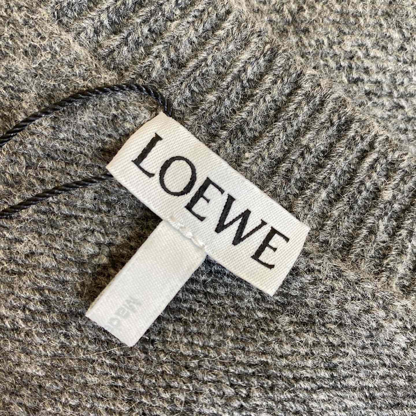 Loewe Sweater In Wool - PerfectKickZ