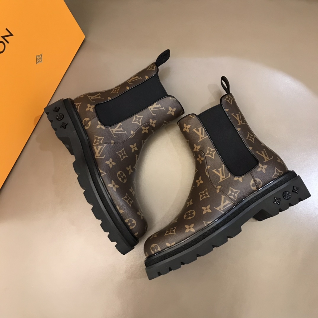 Louis Vuitton Men's Ankle Boots - PerfectKickZ