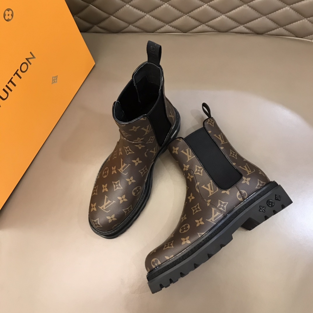 Louis Vuitton Men's Ankle Boots - PerfectKickZ