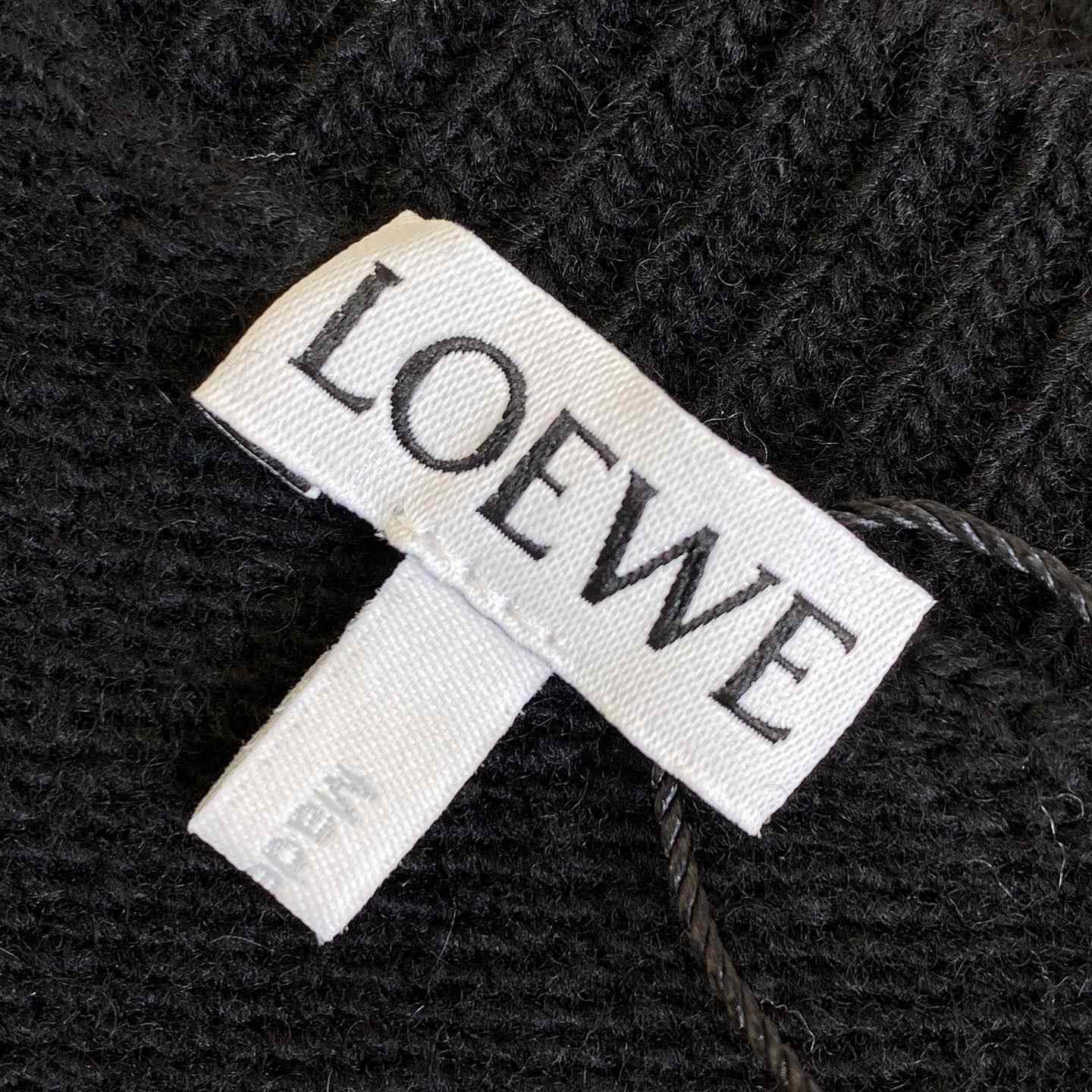 Loewe Sweater In Wool - PerfectKickZ