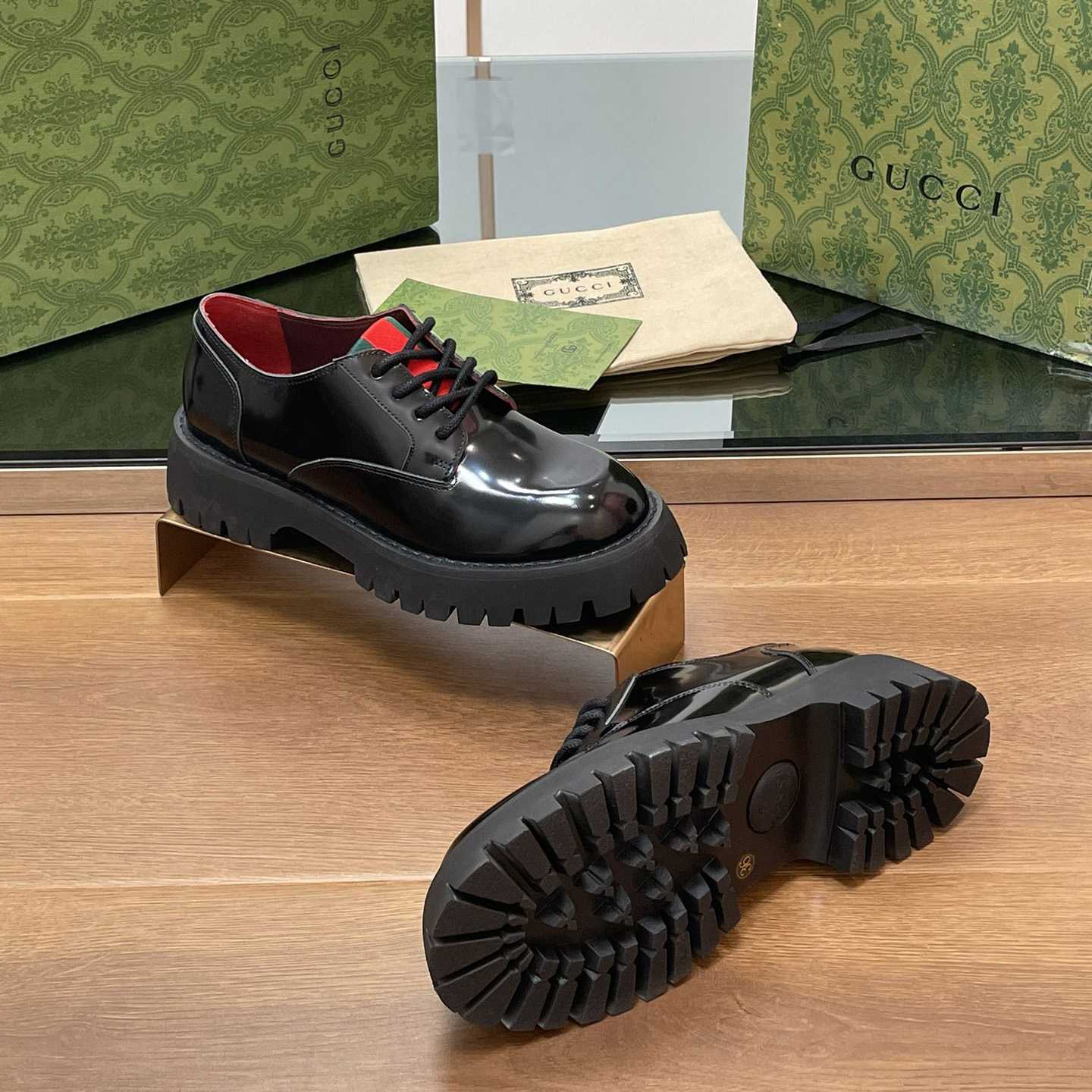 Gucci Women's Lace-up With Web - PerfectKickZ