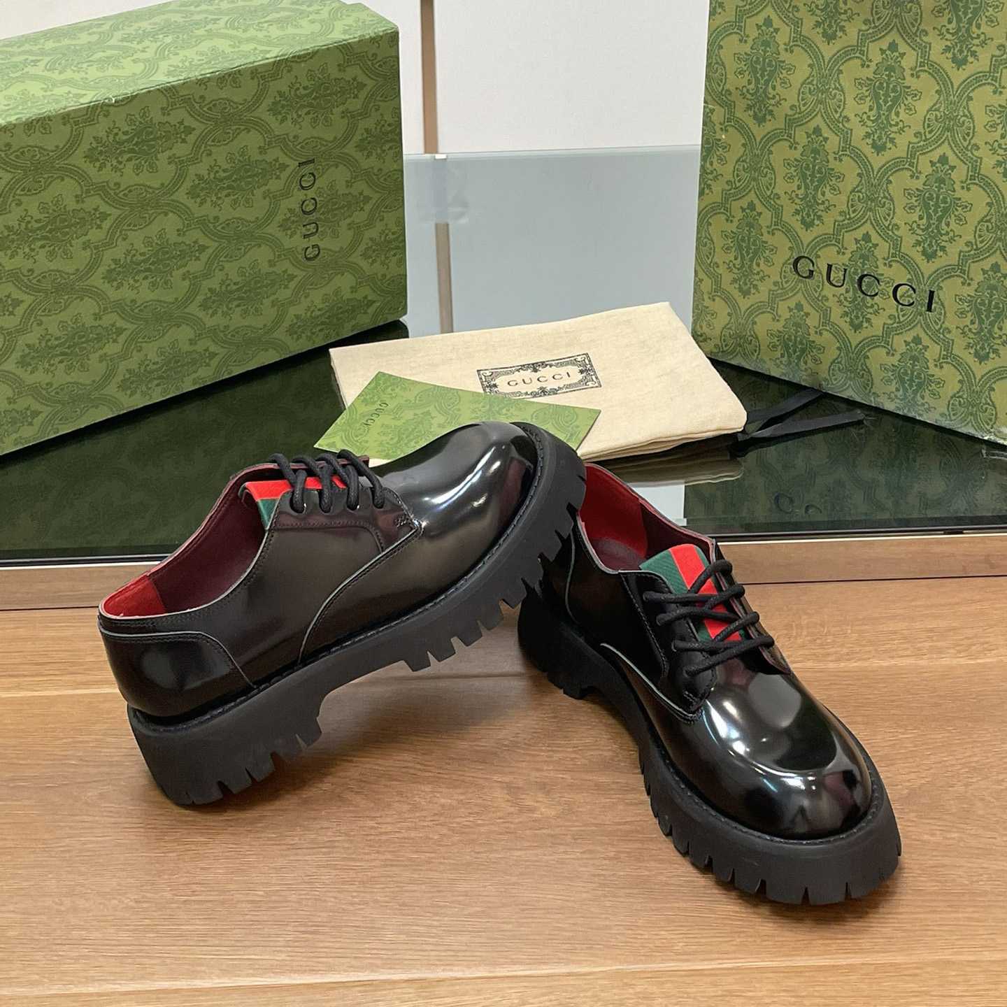 Gucci Women's Lace-up With Web - PerfectKickZ