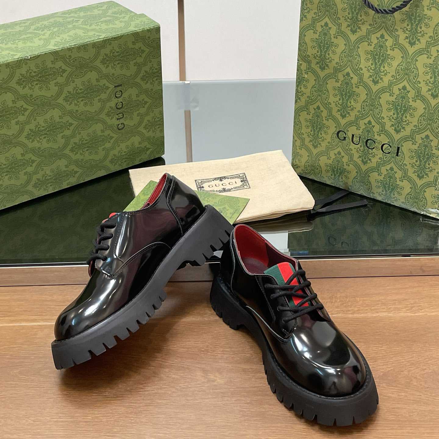 Gucci Women's Lace-up With Web - PerfectKickZ