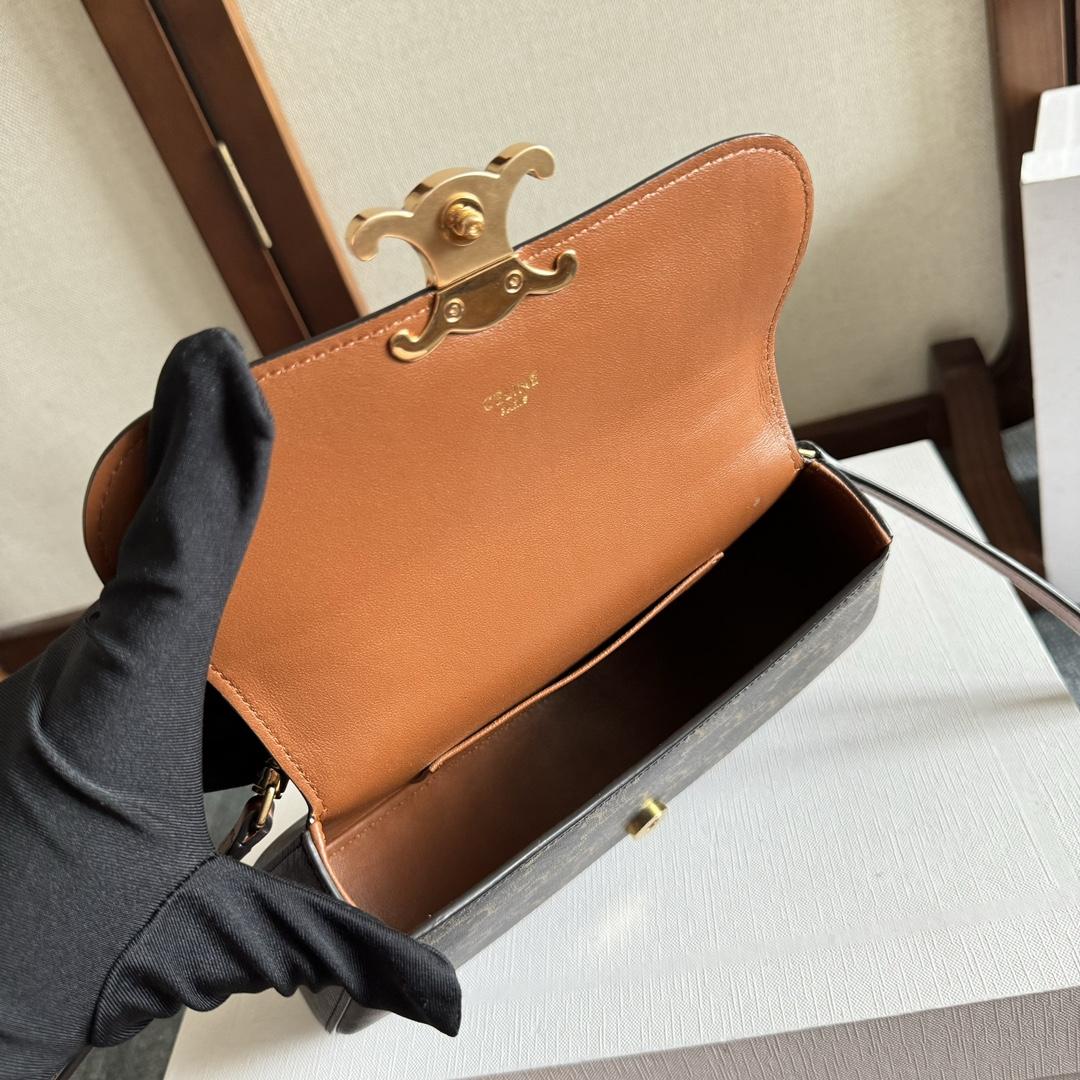 Celine Teen Celine Lola In Triomphe Canvas And Clafskin  - PerfectKickZ