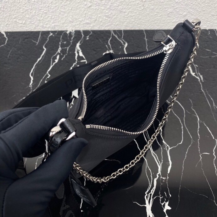 Prada Re-Edition 2005 Re-Nylon Bag  22-12-6cm - PerfectKickZ