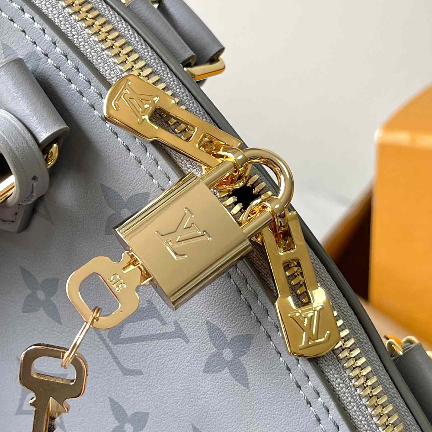 Louis Vuitton Alma BB   M12561 - PerfectKickZ
