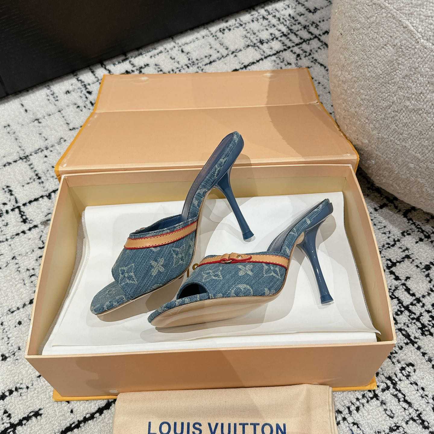 Louis Vuitton Neo Revival Mule   - PerfectKickZ