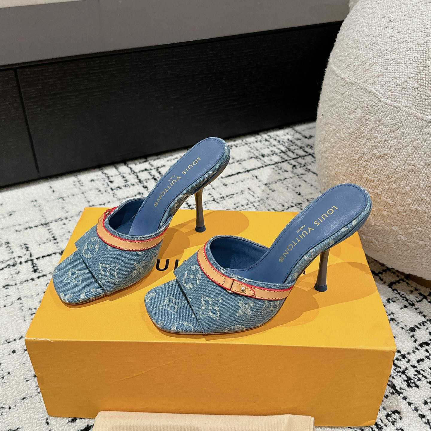 Louis Vuitton Neo Revival Mule   - PerfectKickZ