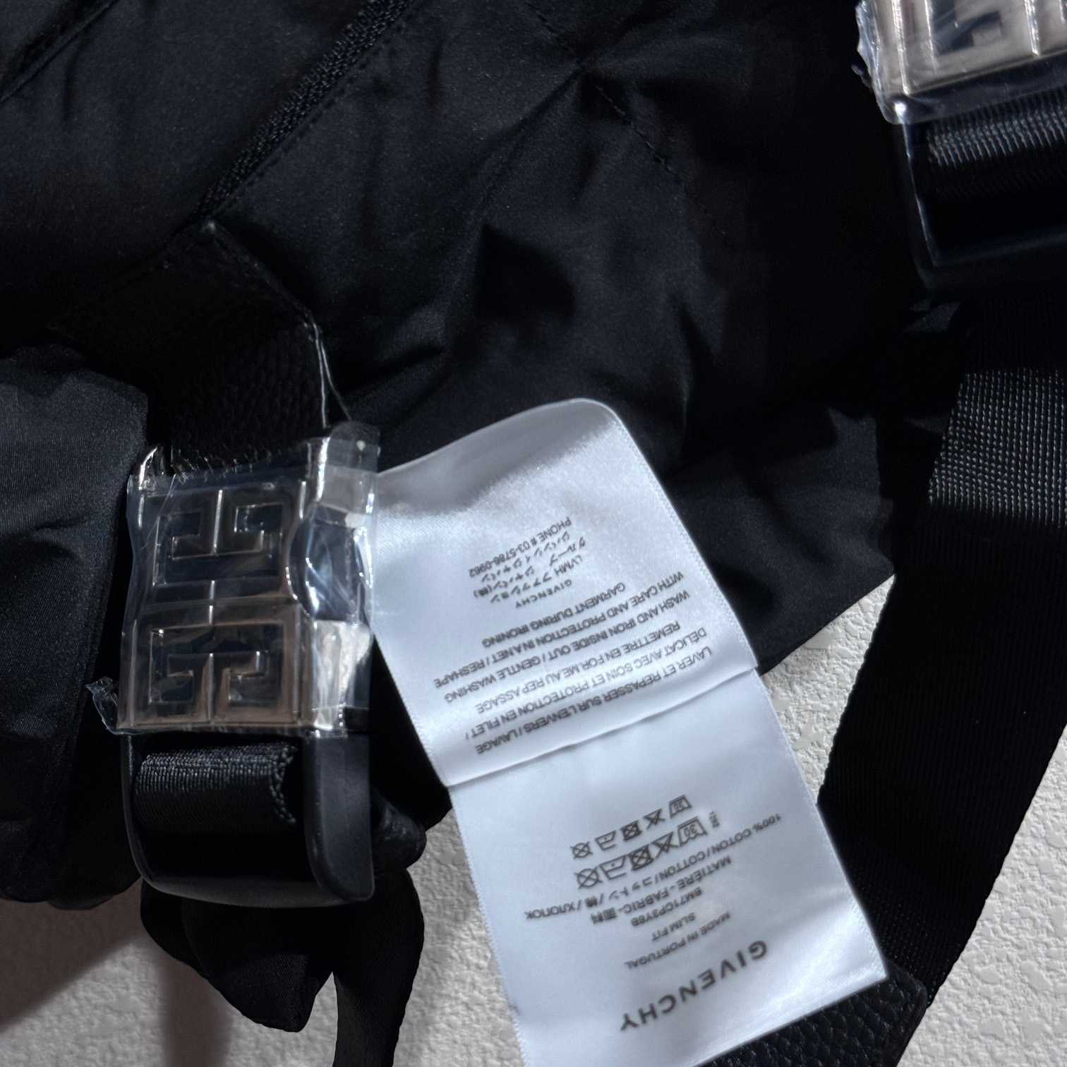 Givenchy 4g Buckle Puffer Vest - PerfectKickZ