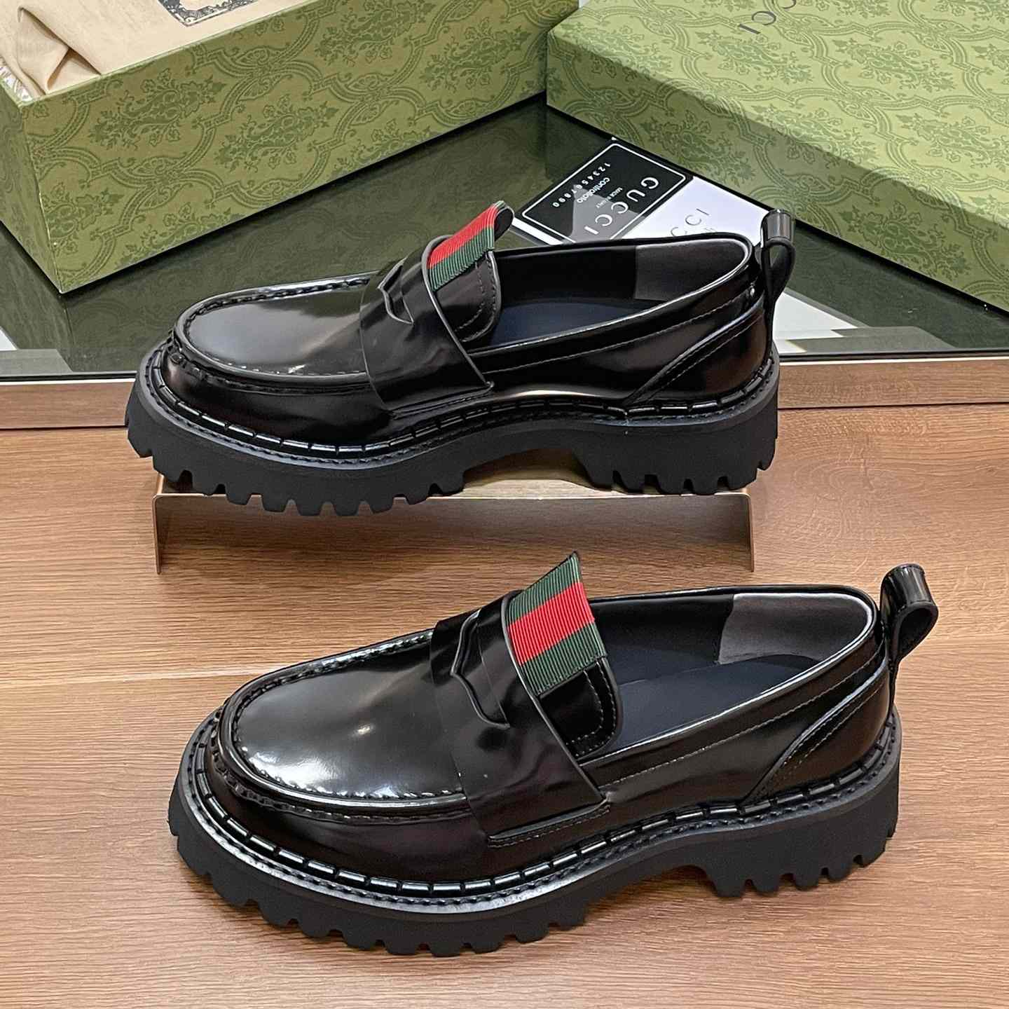 Gucci Women's Loafer With Web - PerfectKickZ