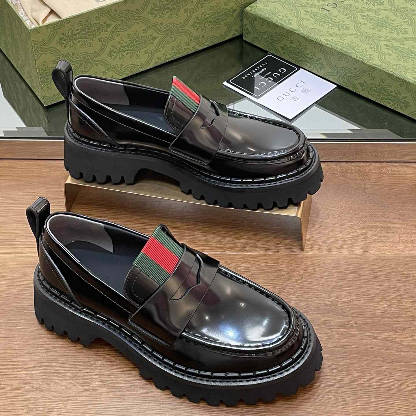 Gucci Women's Loafer With Web - PerfectKickZ