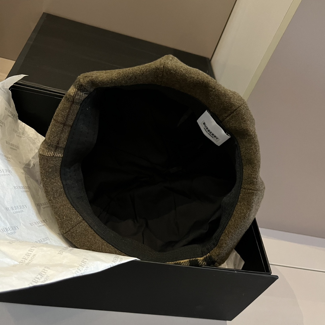 Burberry Beret Hat - PerfectKickZ