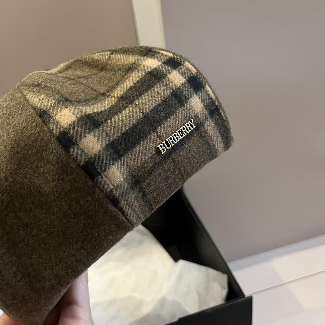 Burberry Beret Hat - PerfectKickZ