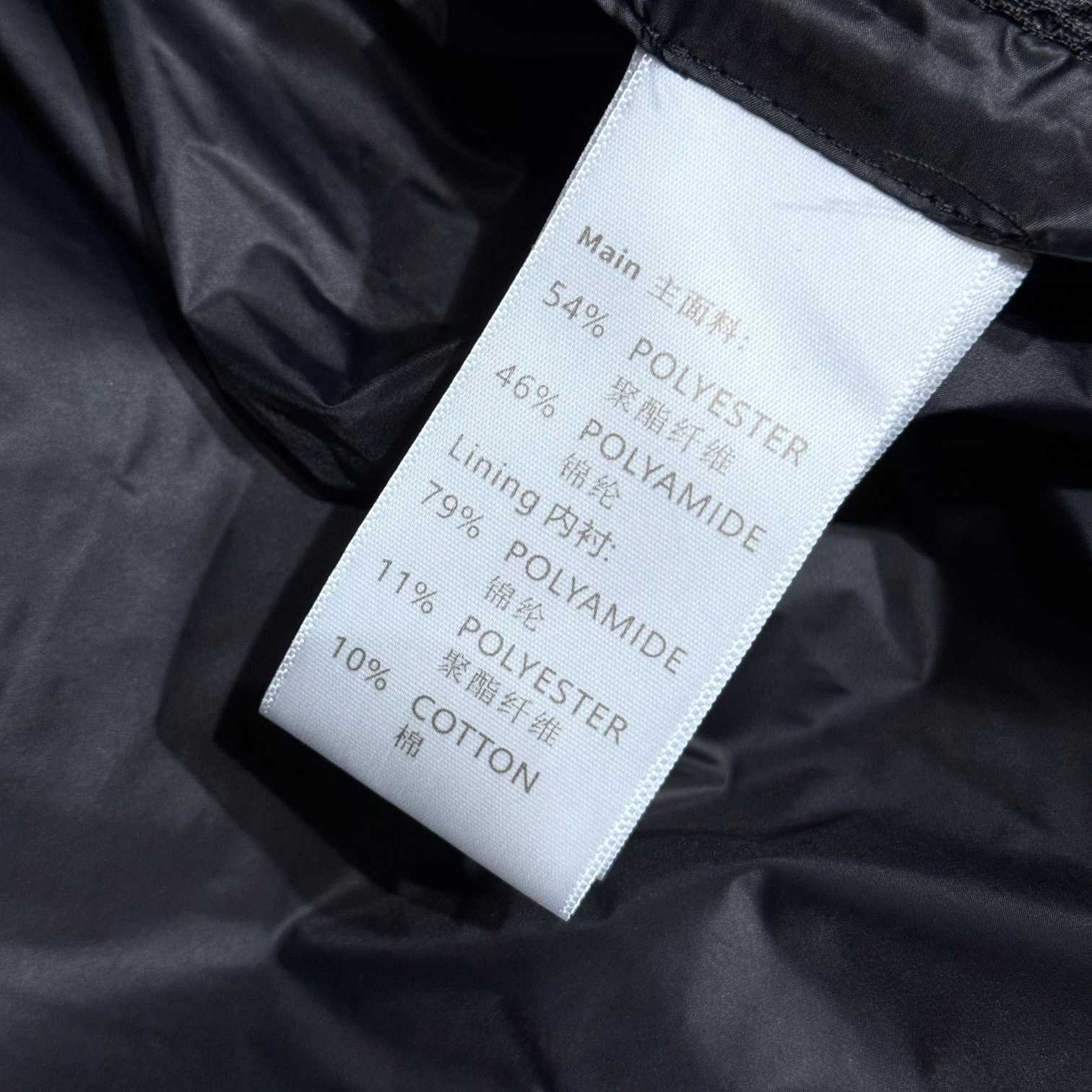 Louis Vuitton Monogram Puffer Jacket    1AGAEQ - PerfectKickZ