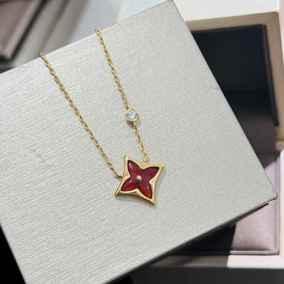 Louis Vuitton Color Blossom BB Star Pendant - 