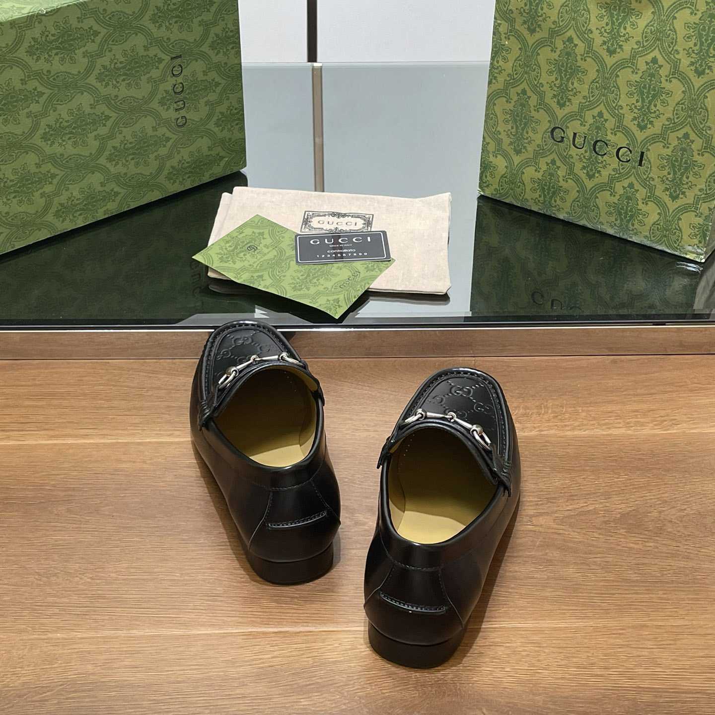 Gucci Men's Loafer With Horsebit - PerfectKickZ
