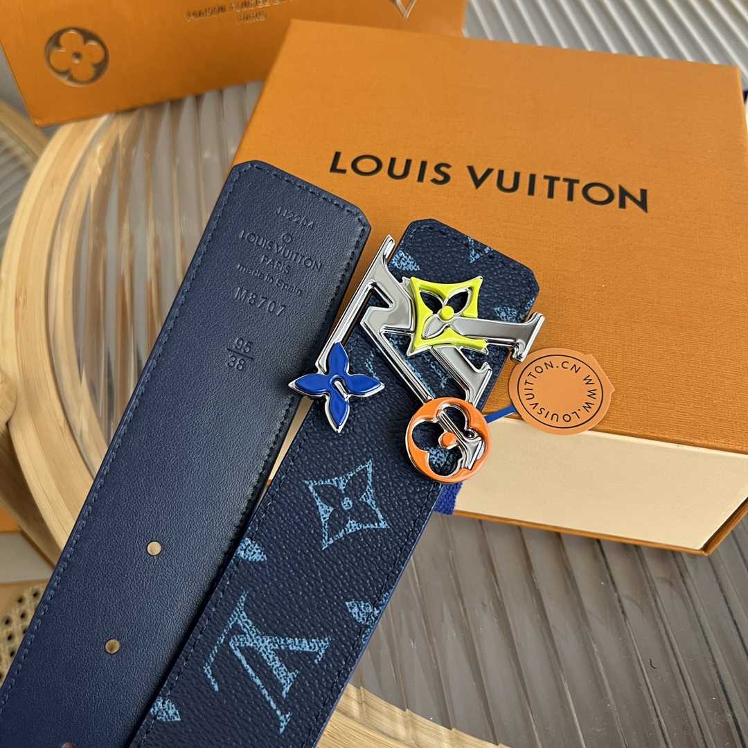 Louis Vuitton LV Initiales 40mm Reversible Belt - 