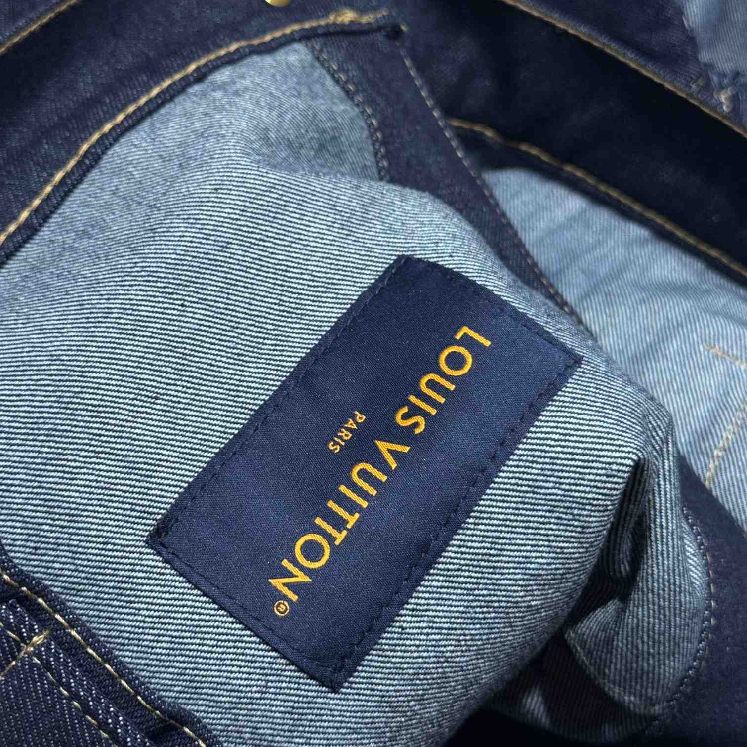 Louis Vuitton LV Blason Embroidered Denim Blouson   1AFYBZ - PerfectKickZ