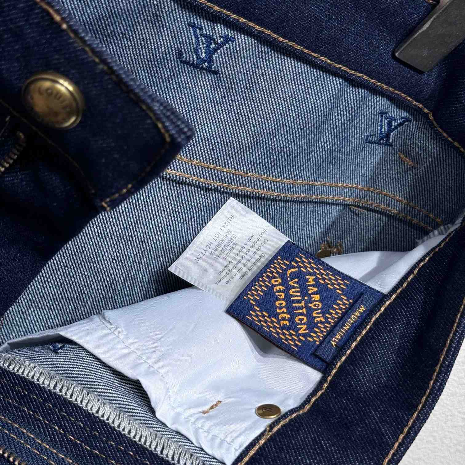 Louis Vuitton LV Blason Embroidered Denim Pants    1AFY23 - PerfectKickZ