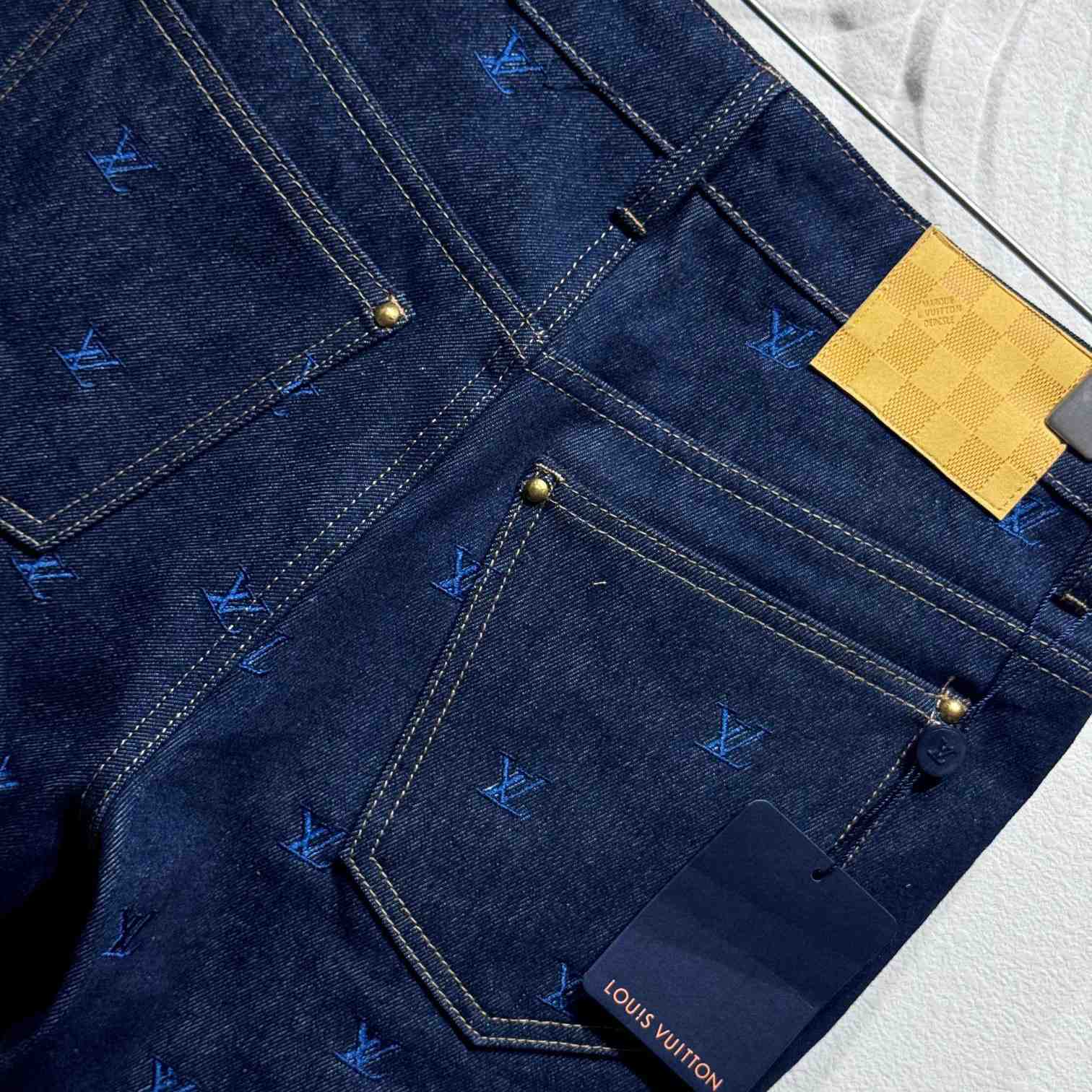 Louis Vuitton LV Blason Embroidered Denim Pants    1AFY23 - PerfectKickZ