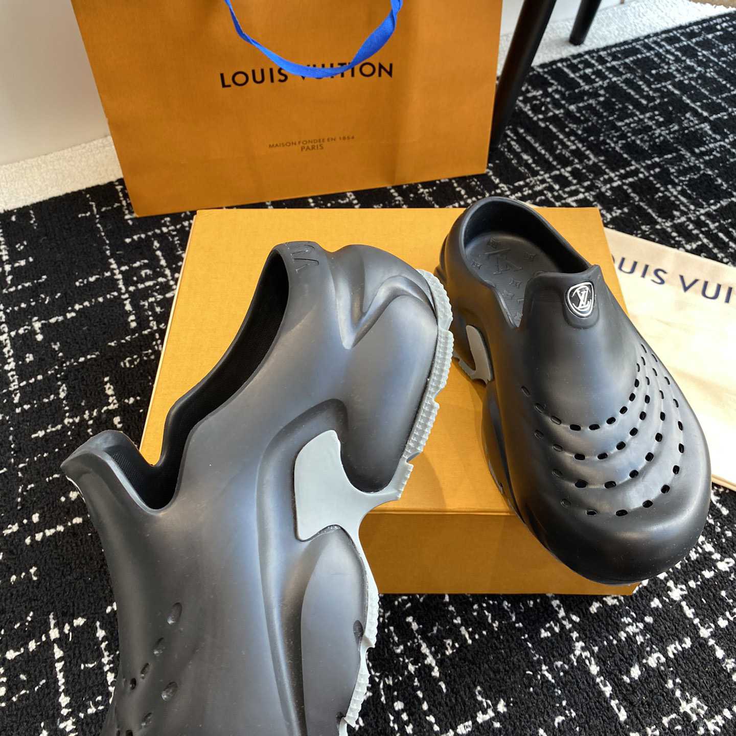 Louis Vuitton LV Shark Clog   1ABSN3 - PerfectKickZ