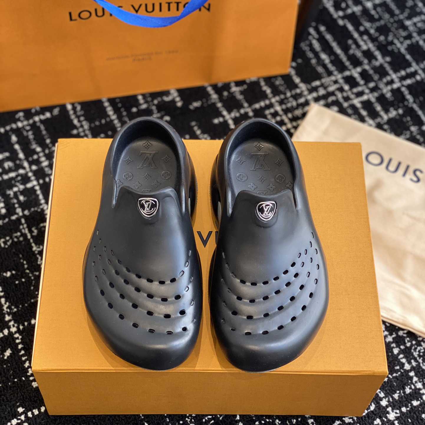 Louis Vuitton LV Shark Clog   1ABSN3 - PerfectKickZ