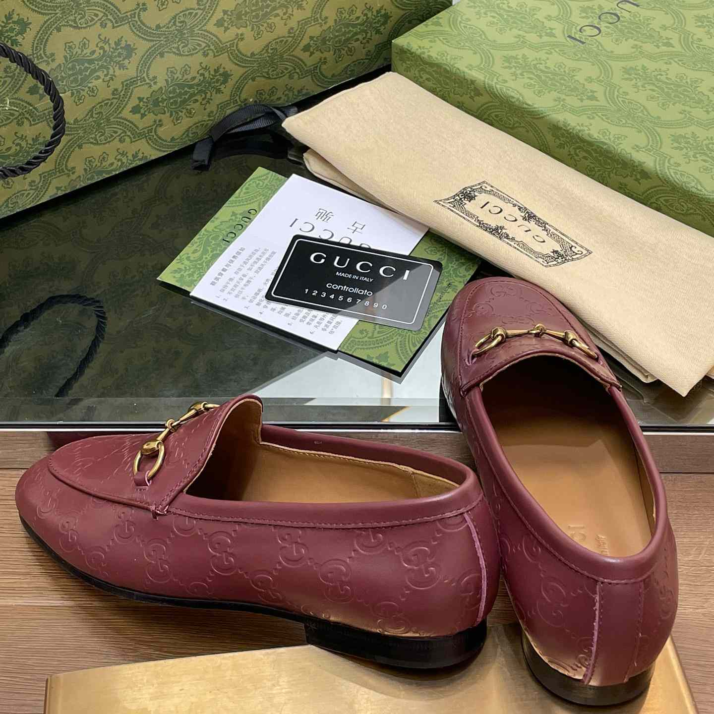 Gucci Women's Gucci Jordaan Loafer - PerfectKickZ