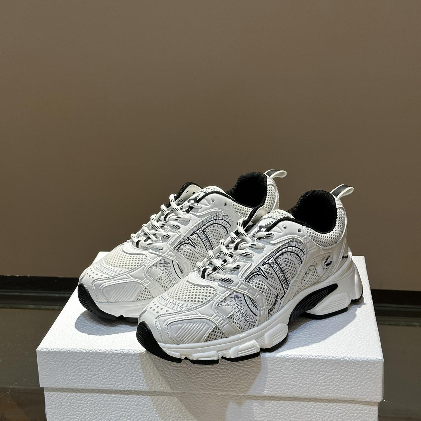 Dior Chrono Sneaker       - PerfectKickZ