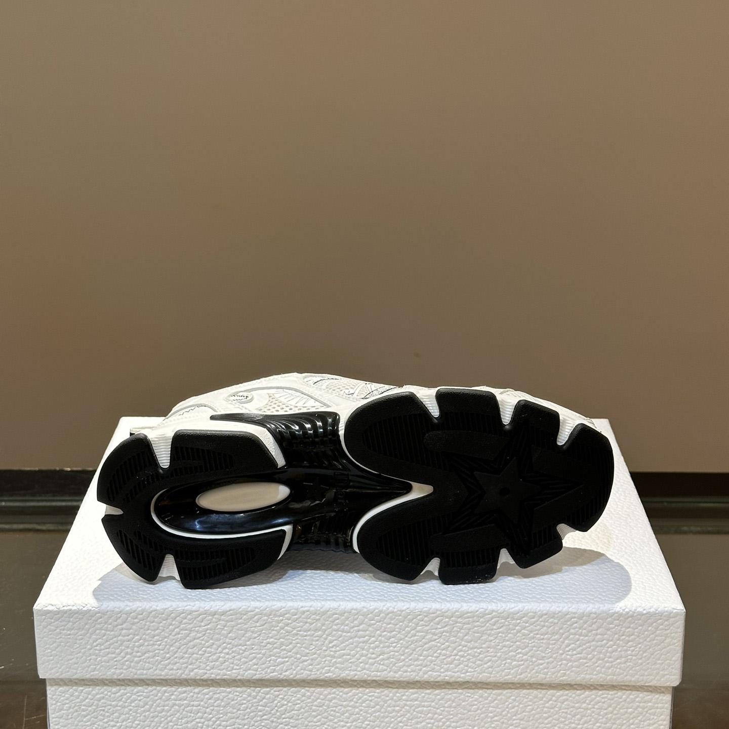 Dior Chrono Sneaker       - PerfectKickZ