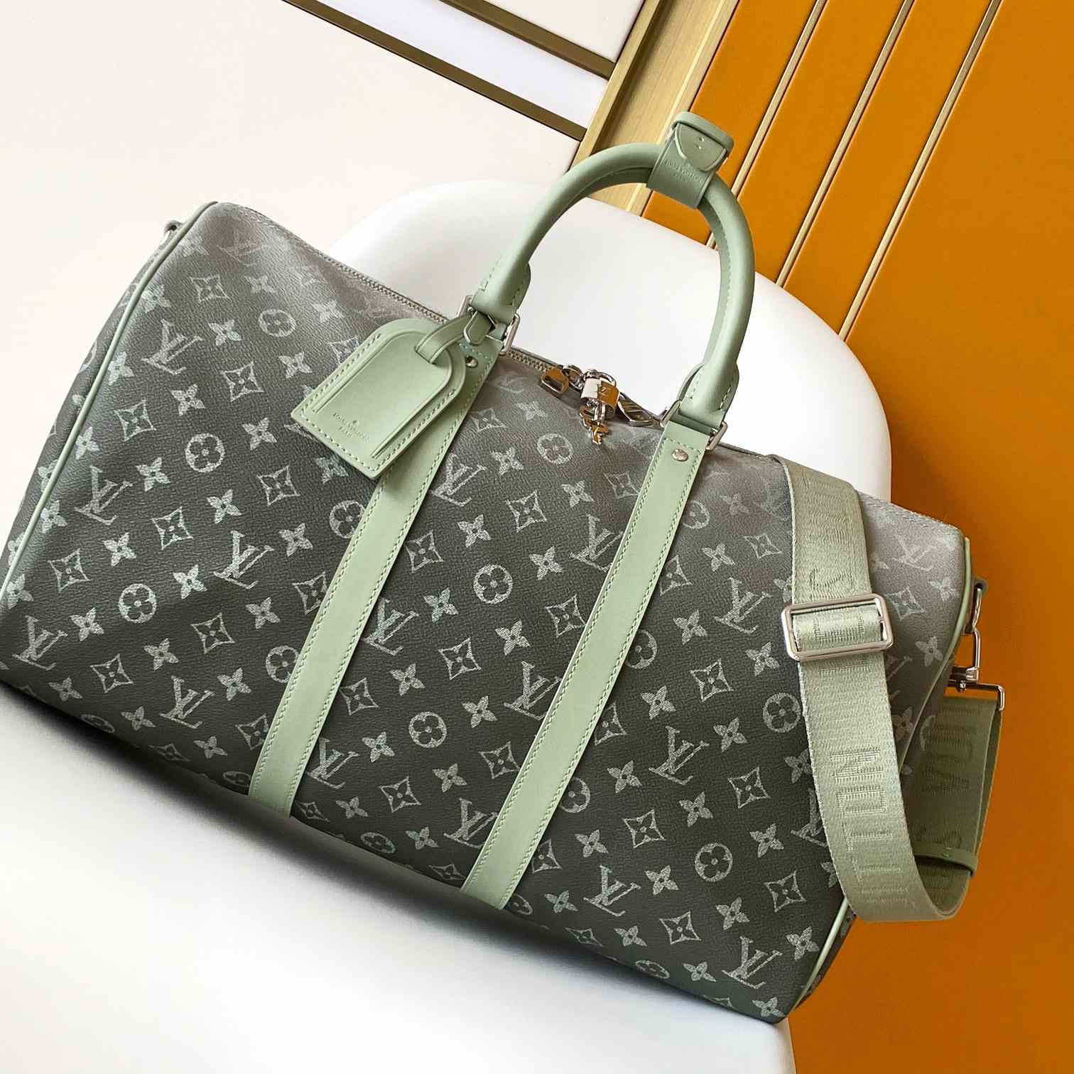 Louis Vuitton Keepall 45   M11718  - PerfectKickZ