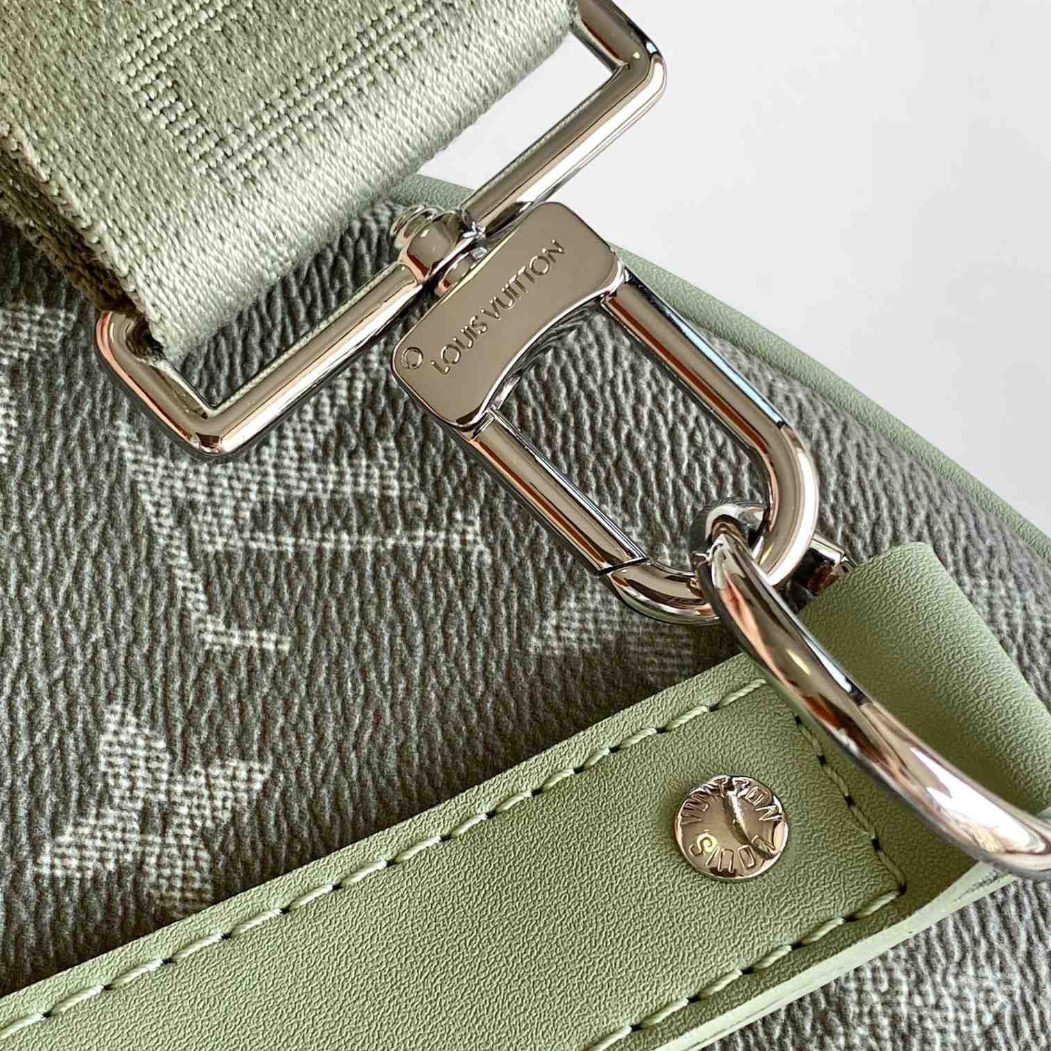 Louis Vuitton Keepall 45   M11718  - PerfectKickZ