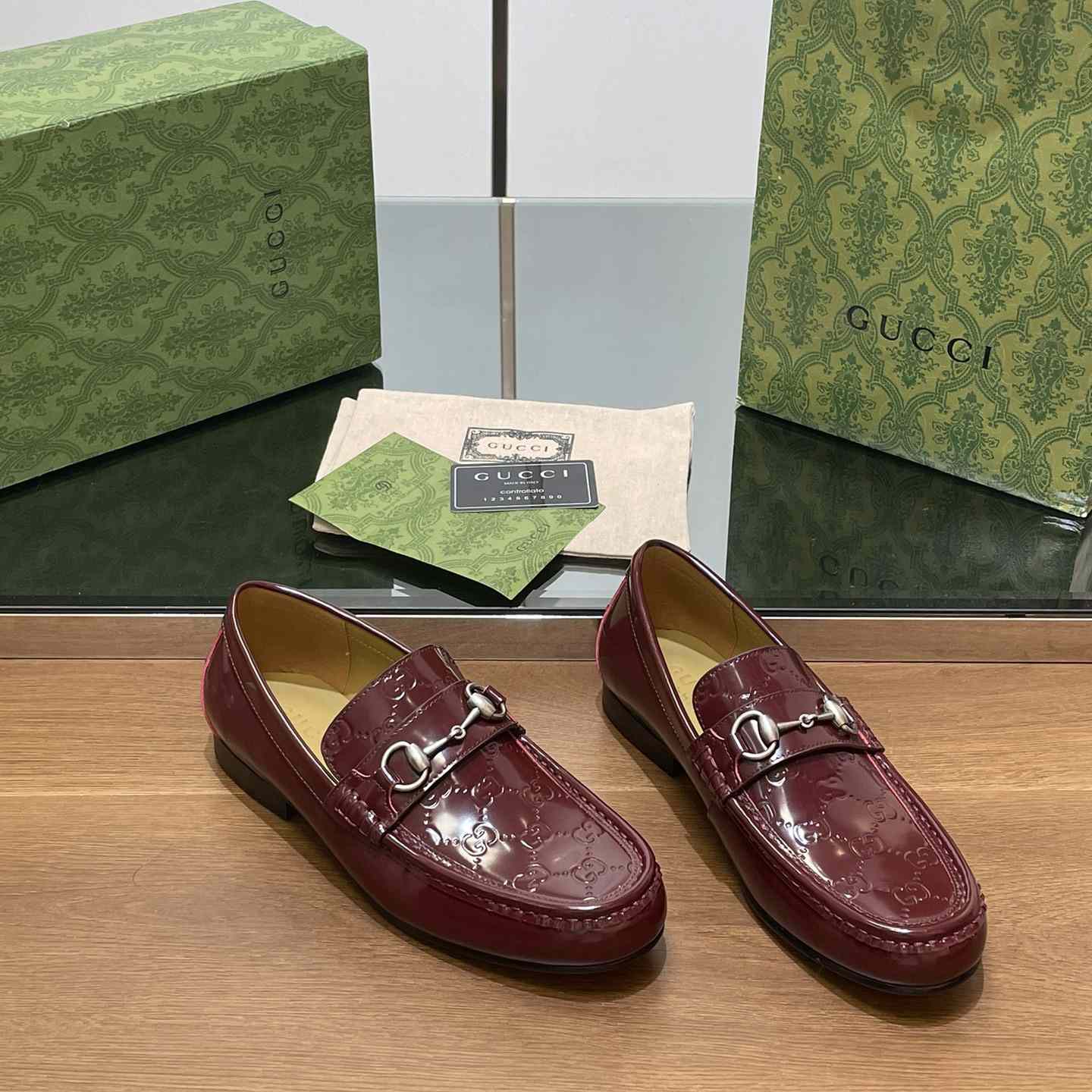 Gucci Men's Loafer With Horsebit - PerfectKickZ