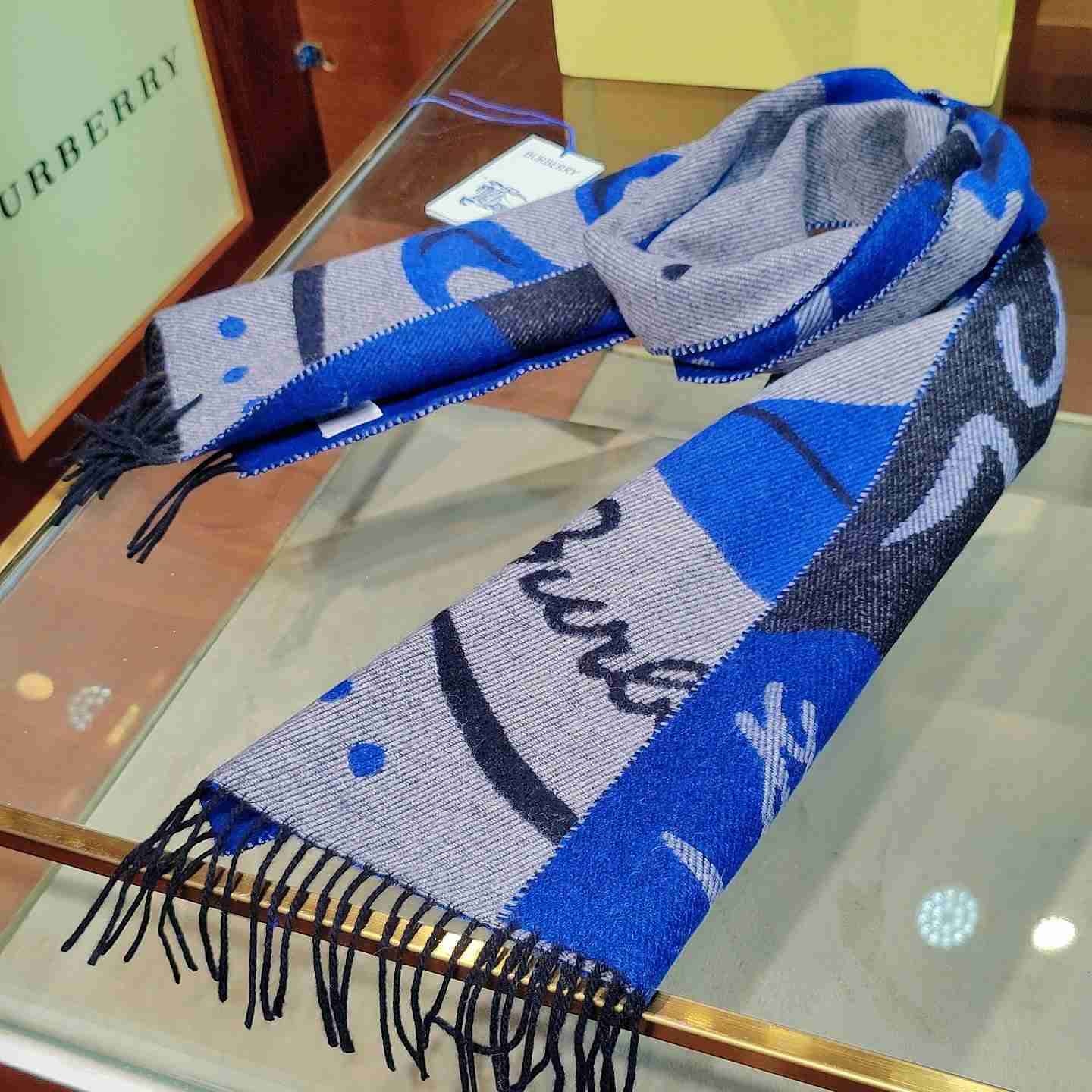 Burberry Mirrored Horse Cashmere Scarf - PerfectKickZ