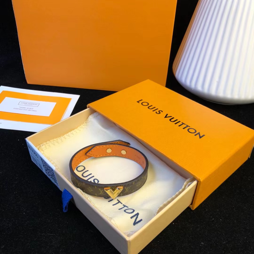 Louis Vuitton Bracelet   - PerfectKickZ