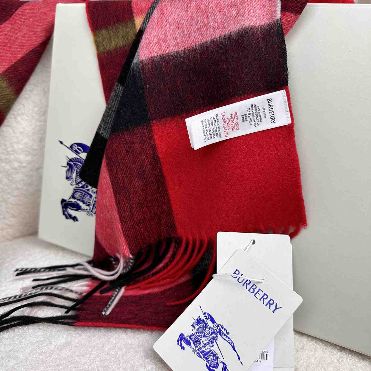 Burberry Scarf   180*40cm - PerfectKickZ