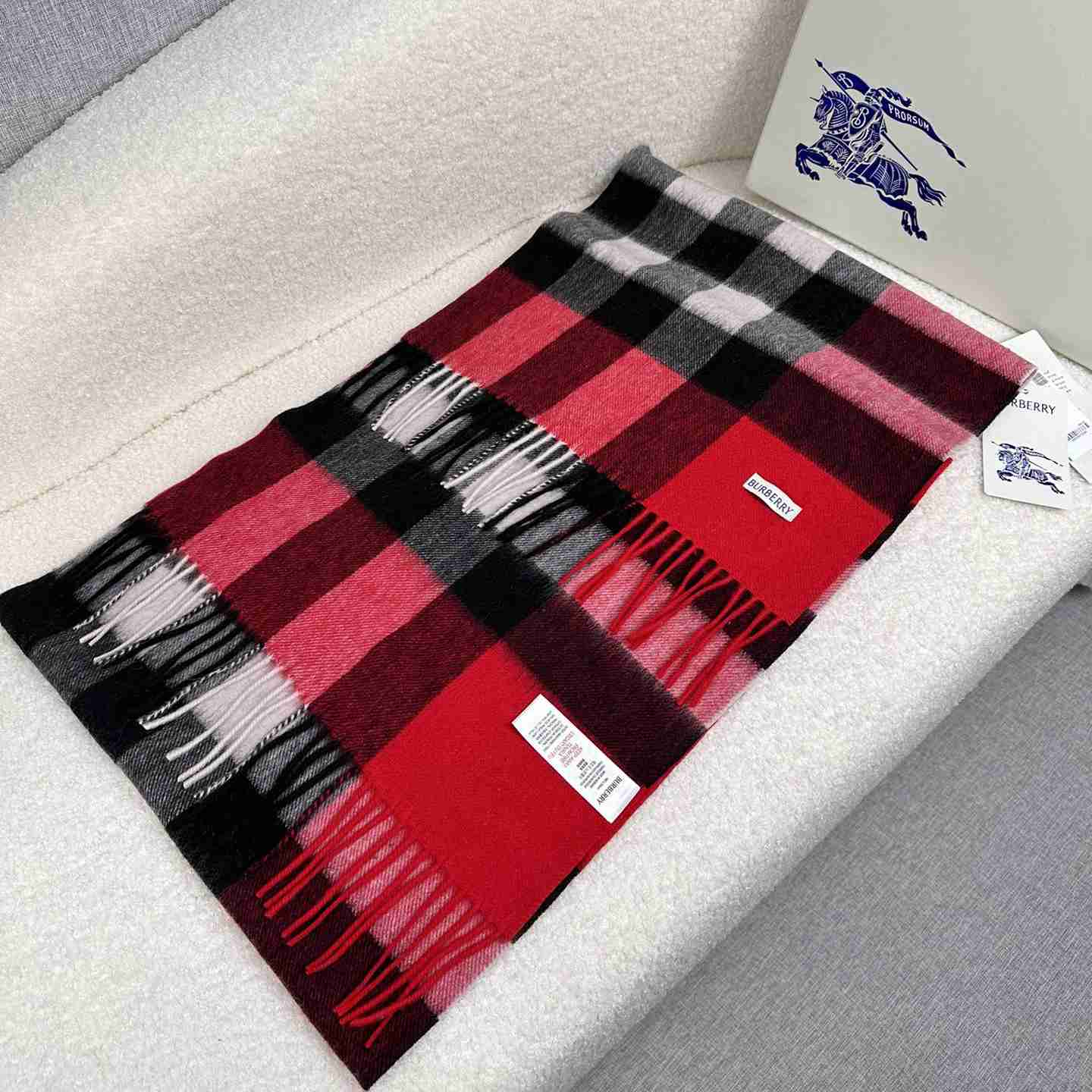 Burberry Scarf   180*40cm - PerfectKickZ
