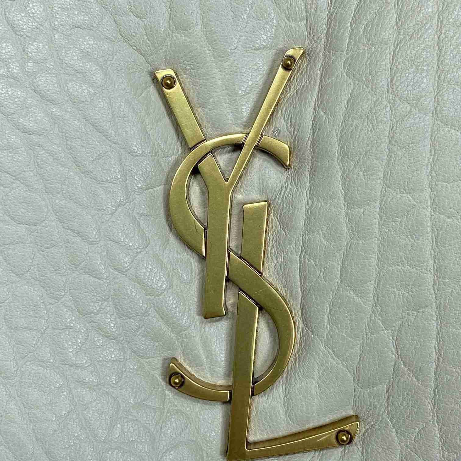 Saint Laurent Calypso Large In Grained Lambskin - PerfectKickZ